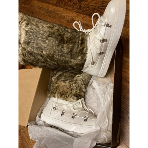 INC International Concepts Women White Winter Boot 8M US New In Box - Picture 3 of 9